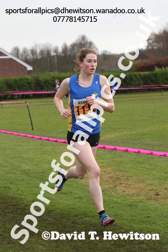 Senior womens Durham Cathedral Relays. Photo: David T. Hewitson/Sports for All Sports